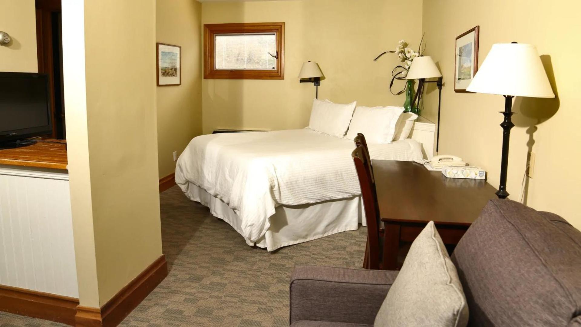 Kettle Creek Inn ポート・スタンリー エクステリア 写真