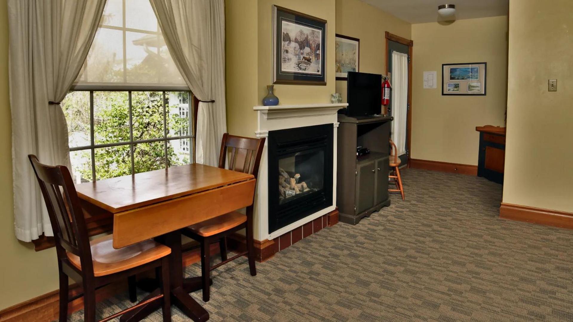 Kettle Creek Inn ポート・スタンリー エクステリア 写真