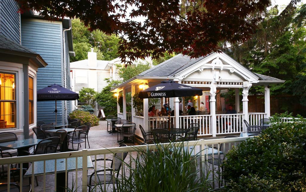 Kettle Creek Inn ポート・スタンリー エクステリア 写真
