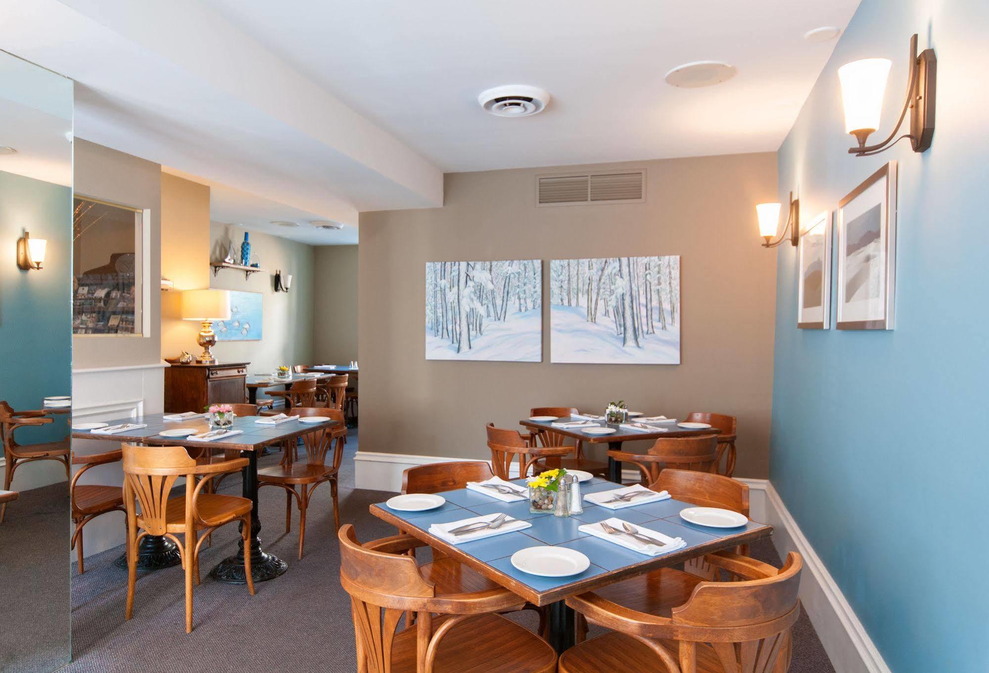 Kettle Creek Inn ポート・スタンリー エクステリア 写真