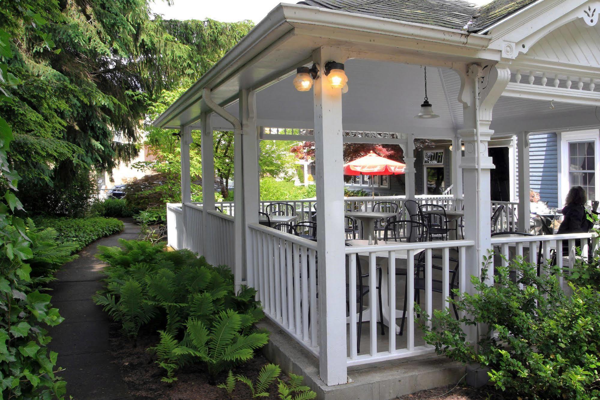 Kettle Creek Inn ポート・スタンリー エクステリア 写真